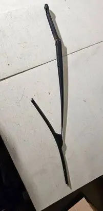 BMW 3 E46 Windshield/front glass wiper blade 