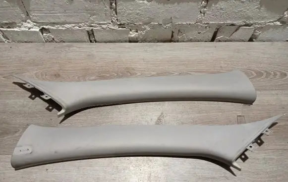 Volvo V50 (A) pillar trim