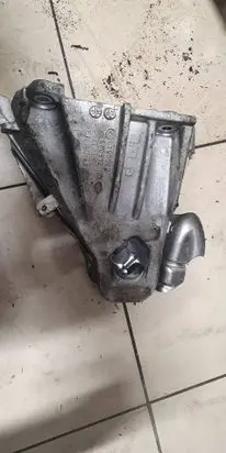 BMW X5 E70 Engine mounting bracket 6790022