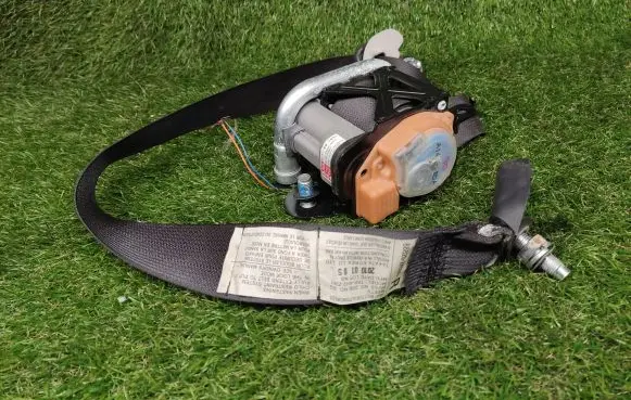 KIA Soul Front seatbelt 888202K500