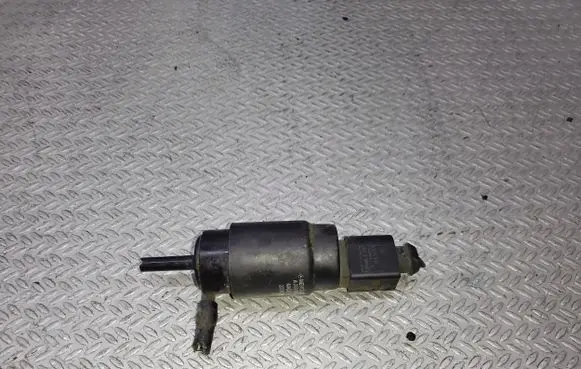 Mercedes-Benz Sprinter W906 Windscreen/windshield washer pump A0008605826
