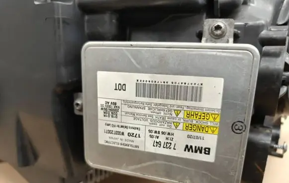 BMW 5 F10 F11 Spotlight 10R050860 10R050546