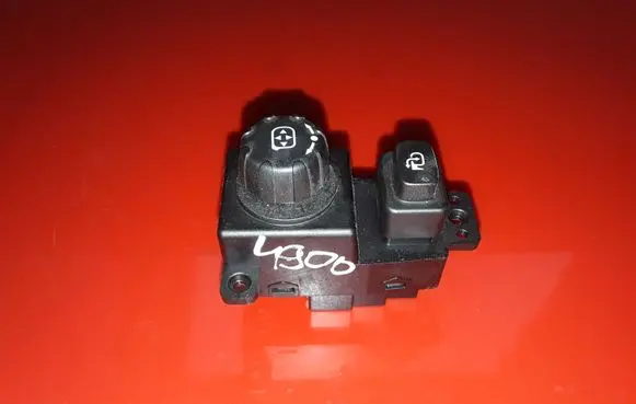 SsangYong Korando Wing mirror switch 201006242