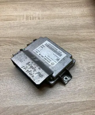 Volkswagen PASSAT B6 Hand brake control module 3C0907801B 15658301B