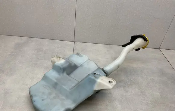Ford Kuga II Windshield washer fluid reservoir/tank CV4417B613AD