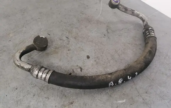 Audi A8 S8 D3 4E Air conditioning (A/C) pipe/hose 4E0820707R