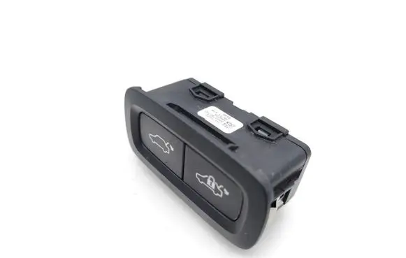 Volvo XC90 Tailgate/boot open switch button 31674801