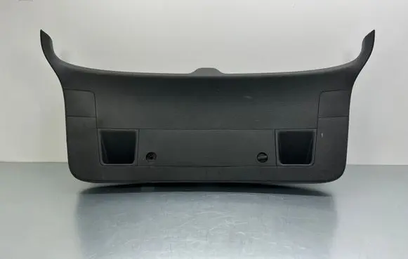 Volkswagen PASSAT B6 Tailgate/boot lid cover trim 3C9867605D