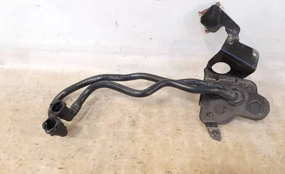 Volvo XC90 Engine coolant pipe/hose 31493034 31493032