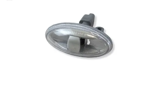 Peugeot Partner III Front fender indicator light 0104706