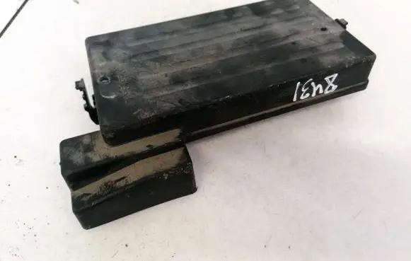 Chevrolet Epica Fuse box cover 96647282