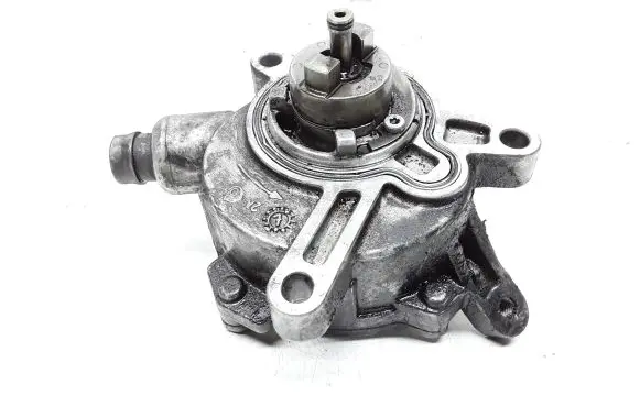 Volvo XC70 Vacuum pump 30731825