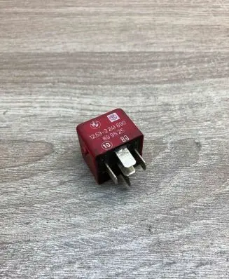 BMW 7 E32 Other relay 2241899 899525