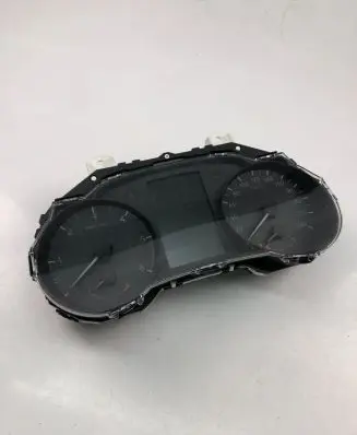 Nissan Pulsar Speedometer (instrument cluster) 3ZN0A