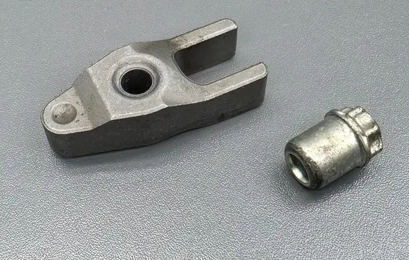 Honda Accord Fuel Injector clamp holder 