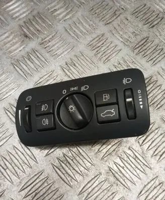 Volvo V70 Light switch 30739415