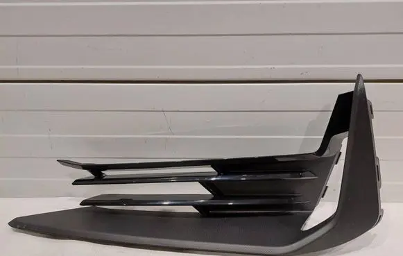 Chevrolet Camaro Front bumper lower grill 84524887 84112308