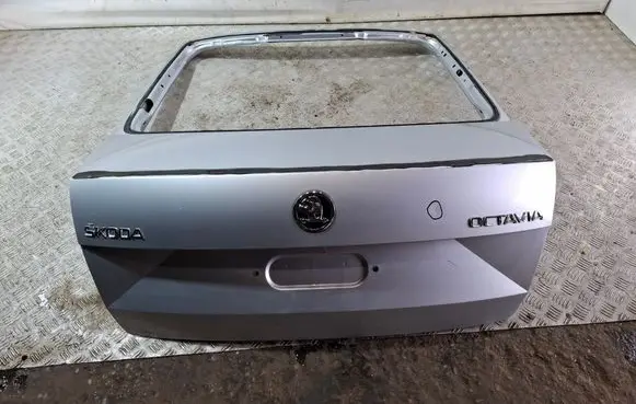 Skoda Octavia Mk3 (5E) Tailgate/trunk/boot lid 5E6827105