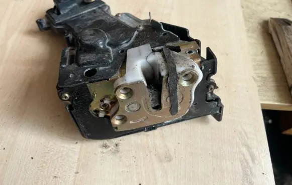 Mazda 2 Front door lock P3M71A219A64DH 3M71A219A64DH