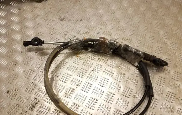 Mazda CX-7 Gear shift cable linkage