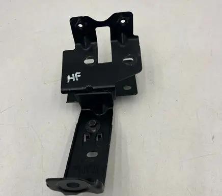 Radiator mount bracket