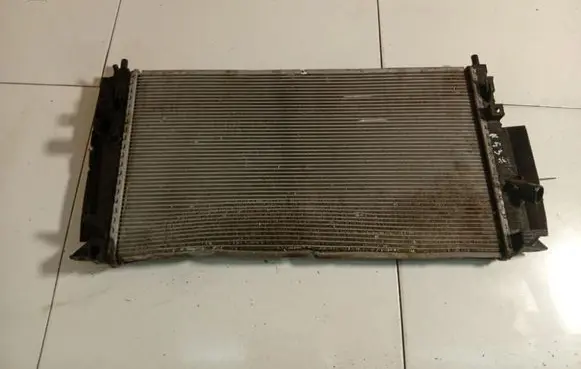 Mazda 3 II Coolant radiator