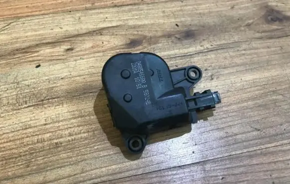 Dodge Grand Caravan Air flap motor/actuator 04885465aa 58024e