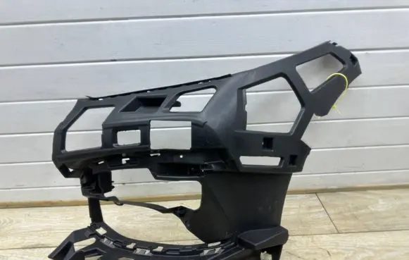 BMW 1 F40 Front bumper mounting bracket 7459713