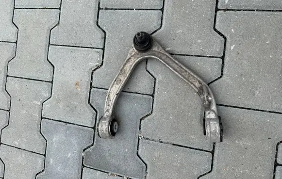 Volvo V60 Front lower control arm/wishbone 31476301 32395246 32424505