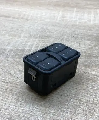 Opel Zafira A Electric window control switch 90561086 13363401