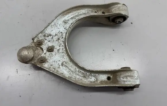 Mercedes-Benz CLS C219 Front upper control arm/wishbone 