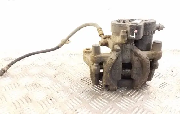 Subaru Outback (BS) Rear brake caliper 26620AL030