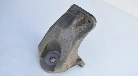 Audi A6 S6 C6 4F Gearbox mounting bracket 4F0399114B