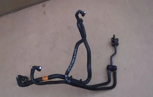 Ford Fusion II Vacuum line/pipe/hose HG939D289DB