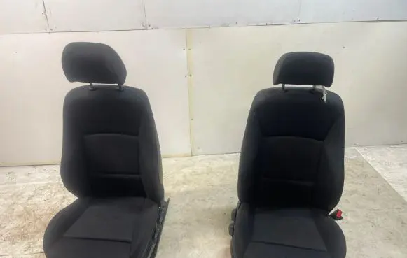 Seat set