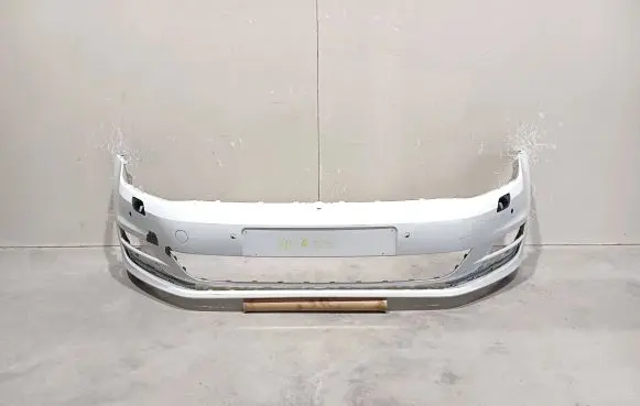 Volkswagen Golf VII Front bumper 5G0807221