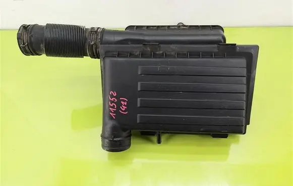 Skoda Yeti (5L) Air filter box 04E129611H