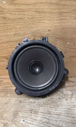 Volvo V70 Front door speaker 8651207