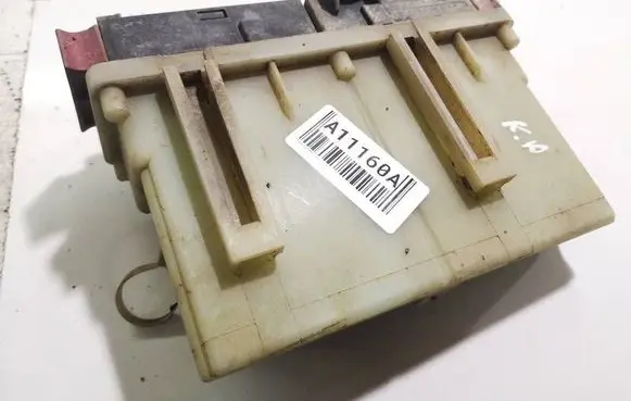 Opel Zafira A Fuse box set 12416861