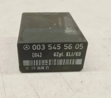 Mercedes-Benz E W124 Other relay 0035455605 A0035455605