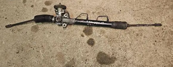 Hyundai Trajet Steering rack 577003A000