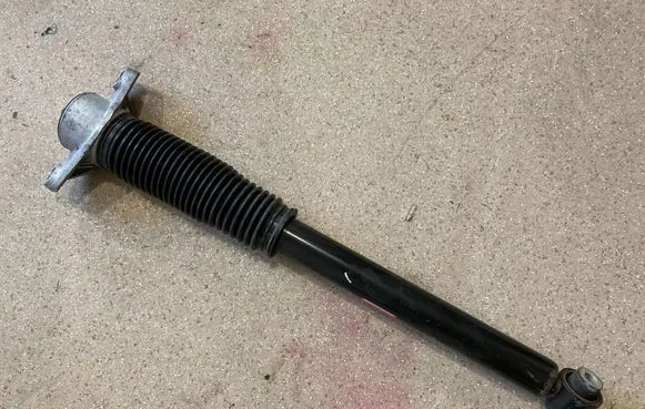 Rear shock absorber/damper