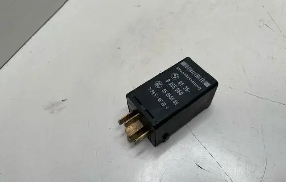 BMW 5 E39 Other relay 8365960 6135 05065000