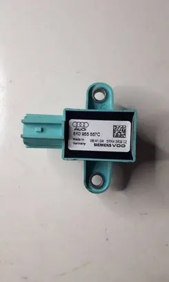 Audi A4 S4 B8 8K Airbag deployment crash/impact sensor 8K0955557C