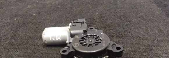 Mazda CX-3 Front door window regulator motor CM012820