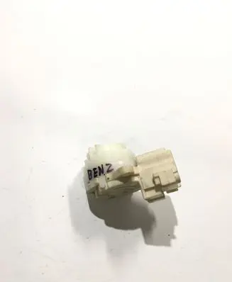 Toyota RAV 4 (XA20) Ignition lock contact 