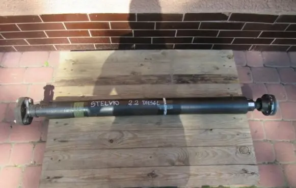 Alfa Romeo Stelvio Rear driveshaft/prop shaft 00552726170