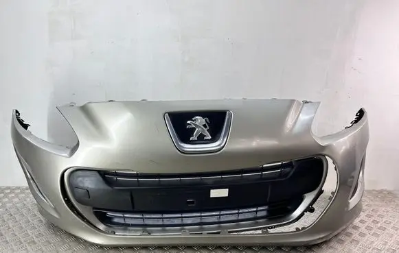 Peugeot 308 Front bumper 