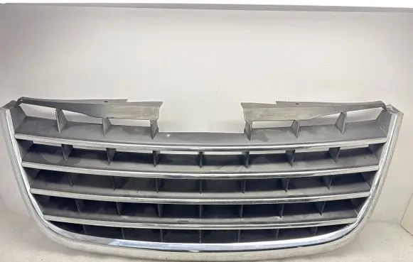Chrysler Grand Voyager V Front grill 05113127AA 05113228AA