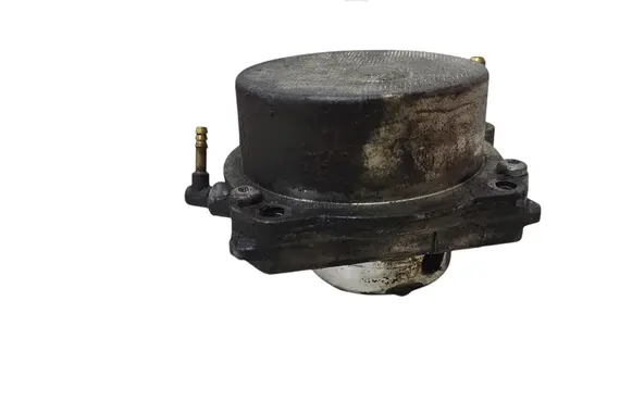 Opel Insignia A Vacuum pump